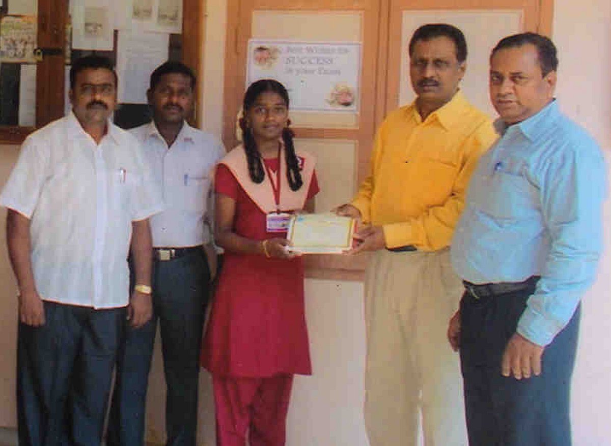 காசநோய் மருத்துவமனைக்கு ரூ.75 ஆயிரம் நிதி வசூலித்து வழங்கிய சிதம்பரம் பள்ளி மாணவர்கள்!