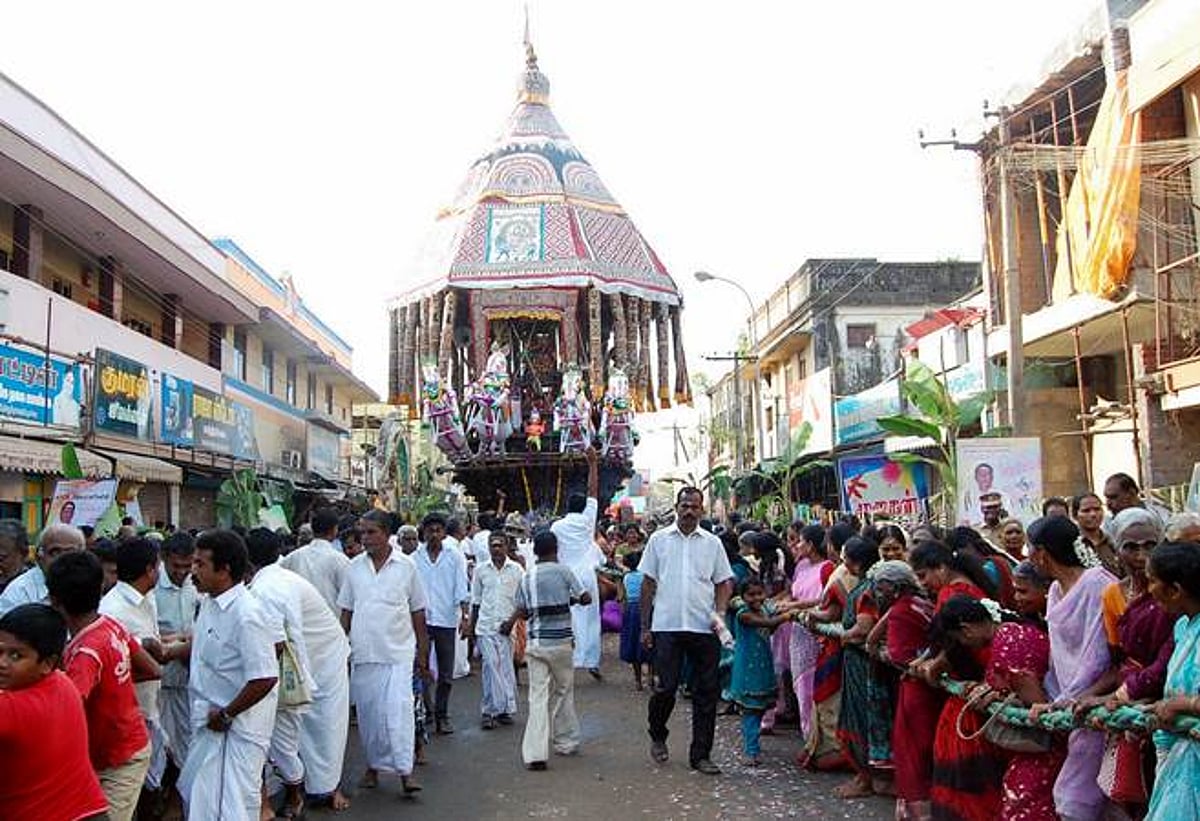 திருத்துறைப் பூண்டி மருந்தீஸ்வரர் கோவில் தேர்த் திருவிழா கோலாகலம்