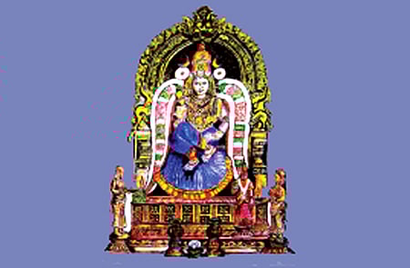 யோக நிலையில் காட்சி தரும் கமலாம்பிகை! 