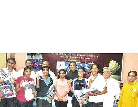 இரண்டு கைகள் நான்கானால்...!