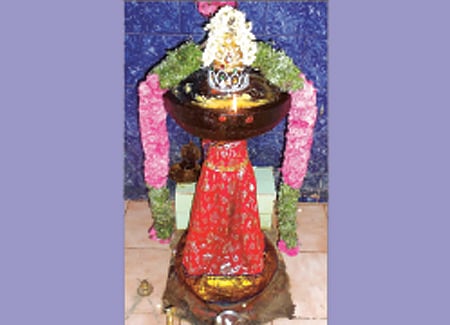 ஜோதியாய் அருளும் ஸ்வரூபிணி!