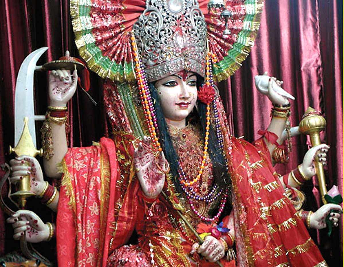 தீச்சுடராய்க் காட்சி தரும் ஜ்வாலாமுகி!