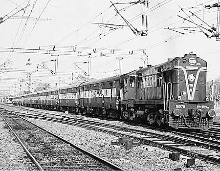 ரயில்களில் தண்ணீர் தட்டுப்பாடு