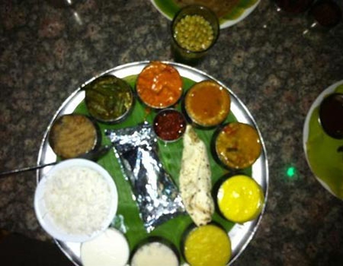 உணவுக்கு மரியாதை செய்வோம்