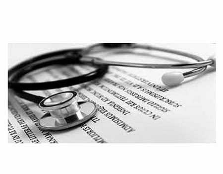 கைவிரல் காயத்துக்கு சிகிச்சைக்கு வந்தவரை கோமாவில் தள்ளிய மருத்துவமனை : உறவினர்கள் முற்றுகை