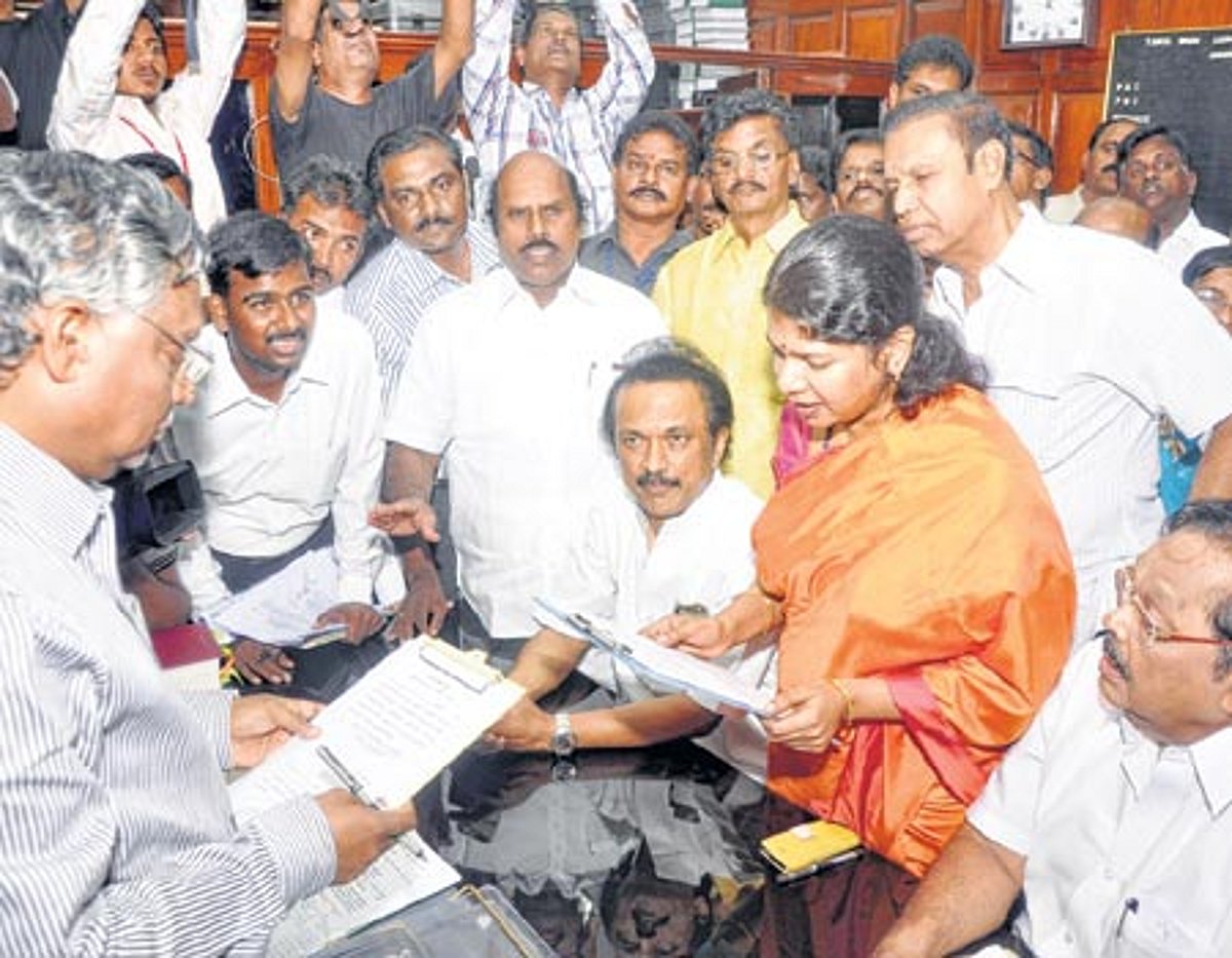 மாறிவரும் கணக்கு: கனிமொழிக்கு வெற்றி வாய்ப்பு