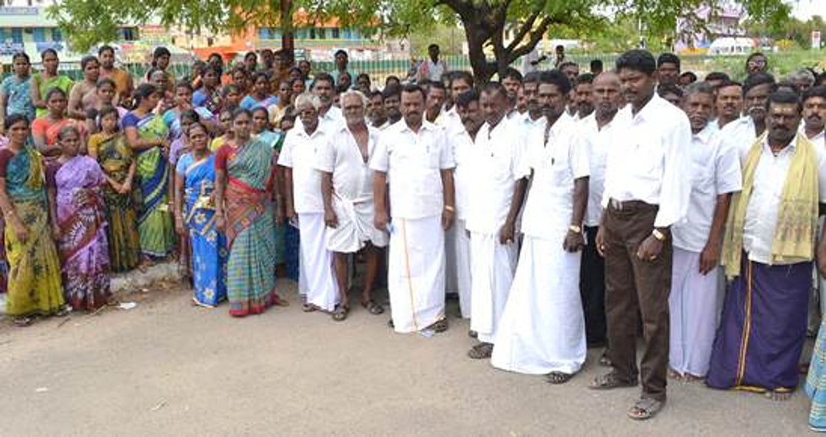 இருக்கன்குடி பகுதியில் ஆக்கிரமிப்புகளை அகற்றுவதை தாற்காலிகமாக நிறுத்த வேண்டும்: ஆட்சியரிடம் மனு