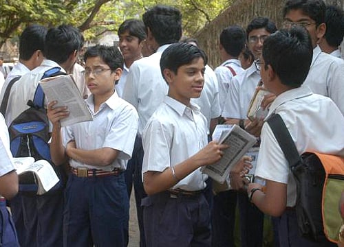 ஒரே மாதத்தில் 15 ஆயிரம் மாணவர்களுக்கு மாற்று மதிப்பெண் சான்றிதழ்கள்