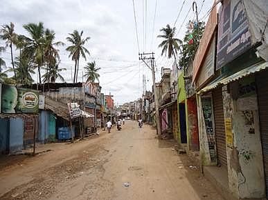 சேலம் பாஜக பிரமுகர் படுகொலை: காட்டுமன்னார்கோயிலில் கடை அடைப்பு