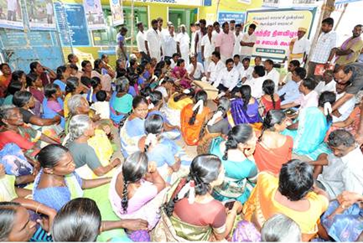 கிராமங்களில் முழு சுகாதார திட்டத்தை செயல்படுத்துவதற்கு பொதுமக்கள் முன்வர வேண்டும்: ஆட்சியர்