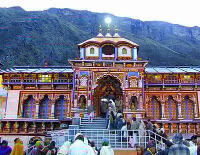 பத்ரிநாத் கோயில் நடை இன்று மீண்டும் திறப்பு