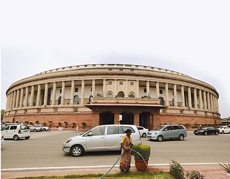 நாடாளுமன்ற மழைக்காலக் கூட்டத் தொடர் நீட்டிப்பு