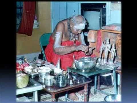 கடவுளைக் காணத் தேவைப்படும் கண்ணாடிகள்!