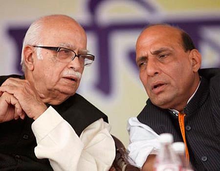 மோடியை பாஜக பிரதமர் வேட்பாளராக அறிவிக்கத் தலைவர்கள் நெருக்குதல் 