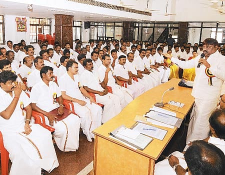 வெற்றி பெறும் அணியுடன் கூட்டணி: விஜயகாந்த்