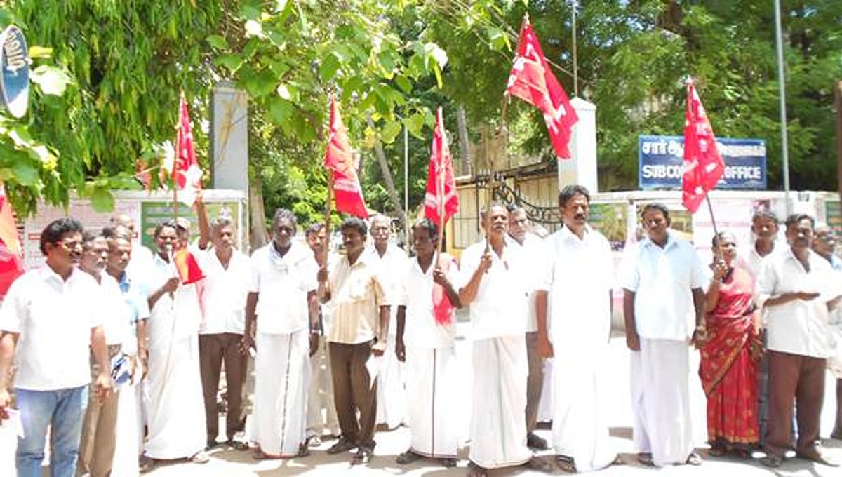 சிதம்பரத்தில் தமிழ்நாடு விவசாயிகள் சங்கத்தினர் ஆர்ப்பாட்டம்