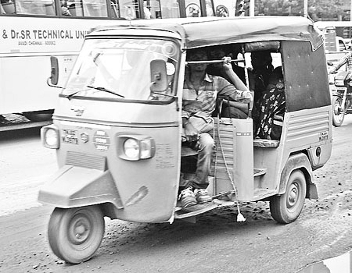 "அபே' ஆட்டோக்கள் மீதும் வருகிறது அதிரடி நடவடிக்கை