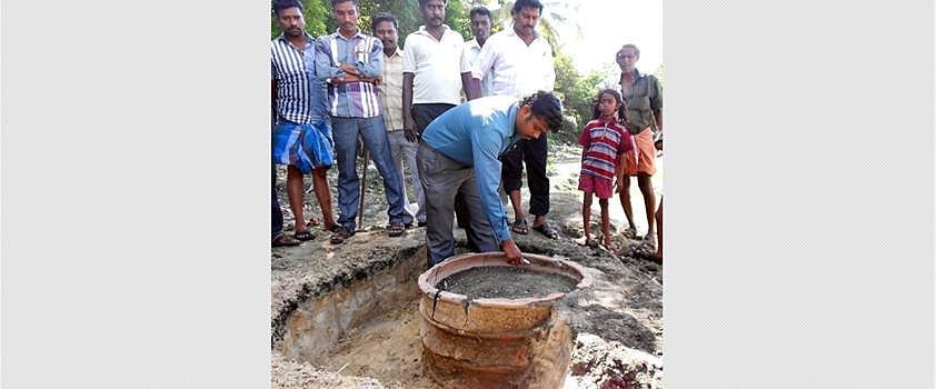 13-ம் நூற்றாண்டு சுடுமண் உறை கேணி கண்டுபிடிப்பு: தொல்லியல் ஆய்வாளர் ஆய்வு