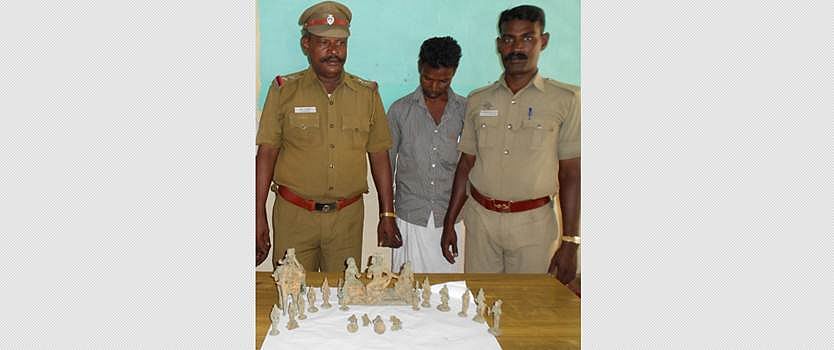 பூமிக்கடியிலிருந்து கிடைத்த 21 சிலைகளை பதுக்கி வைத்திருந்தவர் கைது