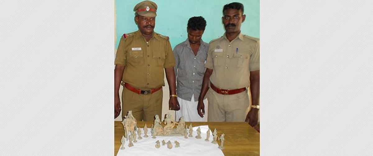 பூமிக்கடியிலிருந்து கிடைத்த 21 சிலைகளை பதுக்கி வைத்திருந்தவர் கைது