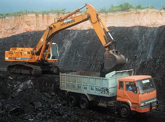 நிலக்கரி சுரங்க முறைகேடு: சிபிஐ  அறிக்கை தாக்கல்