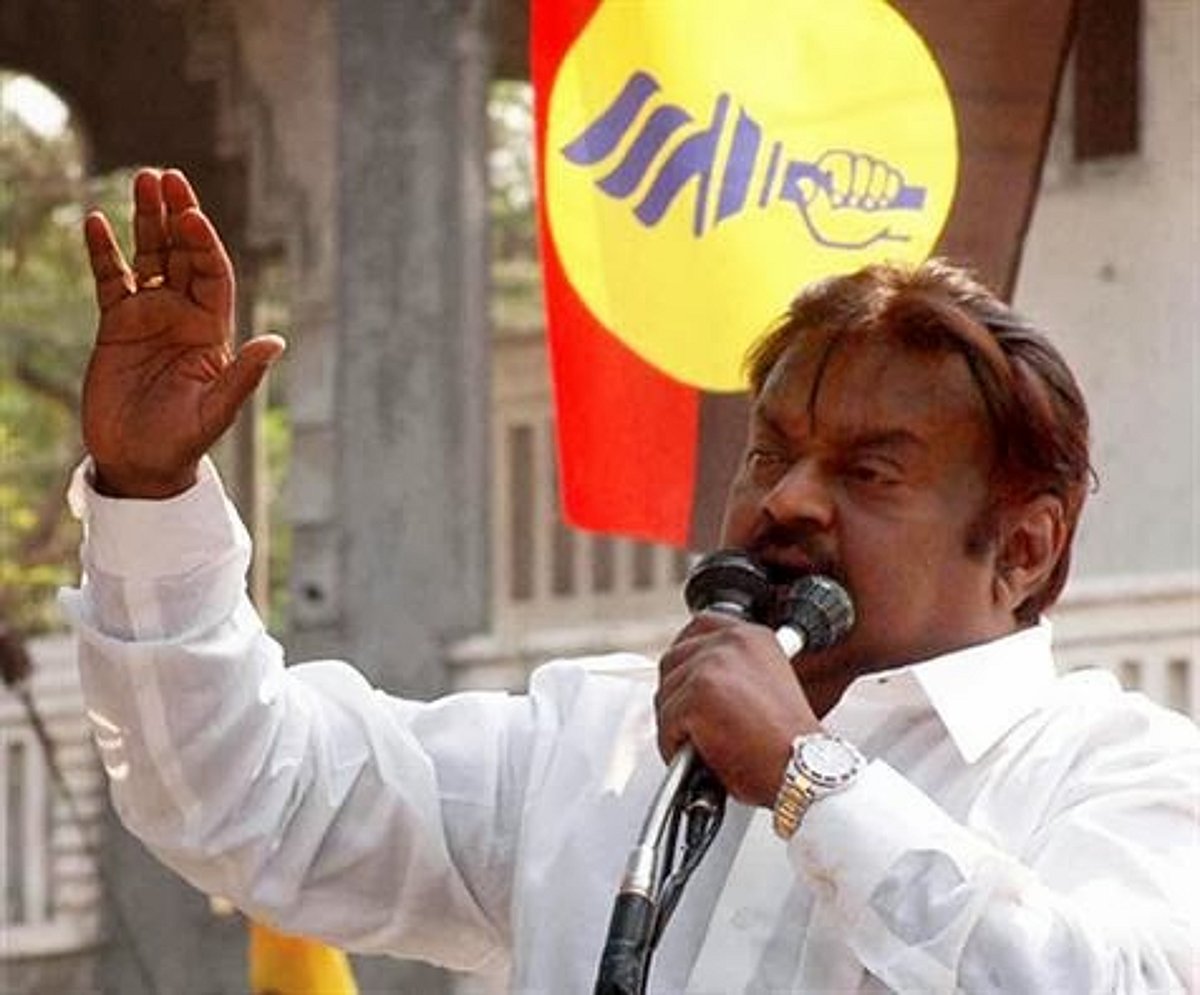 தேமுதிகவுக்கு இனி இறங்குமுகம் என்றார்; யாருக்கு இறங்குமுகம் என மக்களுக்குத் தெரியும்: விஜயகாந்த்