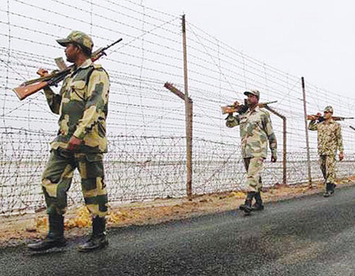 இந்திய எல்லைக்குள் பாகிஸ்தானின் ரகசிய சுரங்கப்பாதை: பிஎஸ்எஃப் வீரர்கள் கண்டுபிடிப்பு