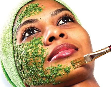 முகத்தில் காணப்படும் ரோமங்கள் நீங்க...