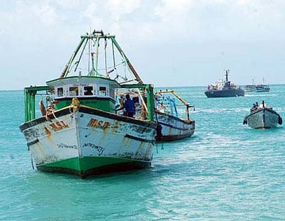 14 தமிழக மீனவர்கள் இலங்கை கடற்படையால் சிறைபிடிப்பு