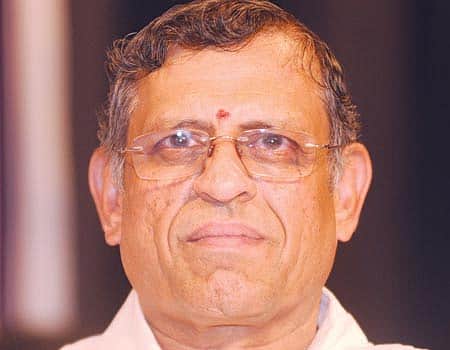 அறுபது ஆண்டுகளாக உறைந்து கிடக்கும் திராவிட அரசியலை ஆட்டம் காண வைக்கும் ரஜினியின் என்ட்ரி! 
