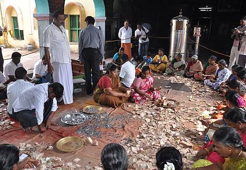 தில்லைக்காளியம்மன் கோயில் உண்டியல் காணிக்கை ரூ.7 லட்சத்து 55 ஆயிரத்து 765