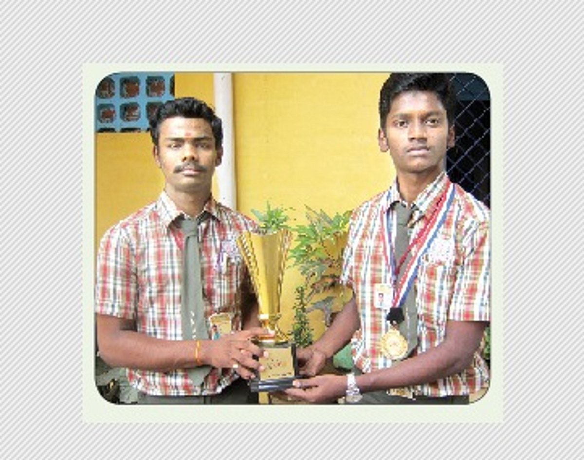 சைக்கிளைச் சுற்றினால் மின் விசிறி ஓடும்!