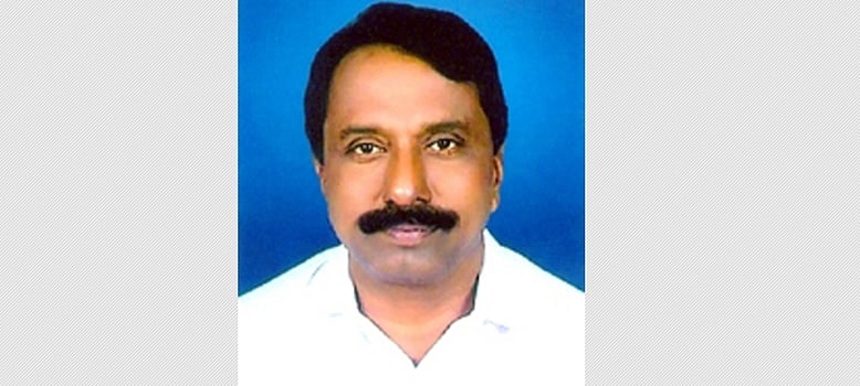 சிதம்பரத்தில் குடிபுகுந்த முன்னாள் அமைச்சர் கே.ஏ.செங்கோட்டையன்