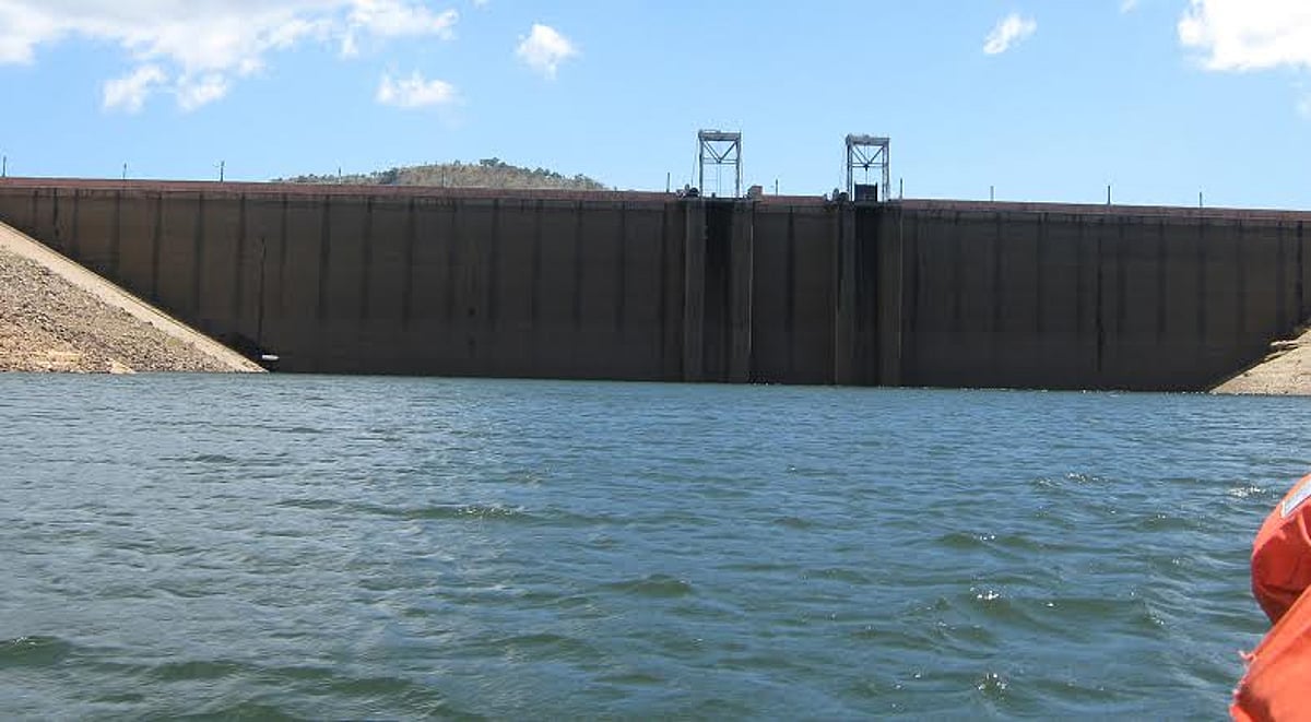 பாபநாசம் அணை நீர்மட்டம் 50.15 அடியாக குறைந்தது: பாசனத் திற்கு தண்ணீர் நிறுத்தம்