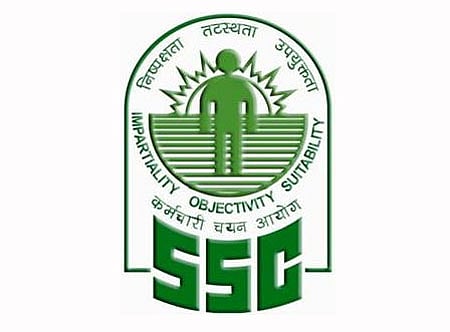 மிஸ் பண்ணிடாதீங்க... மத்திய அரசில் 8,326 காலி பணியிடங்கள் அறிவிப்பு!