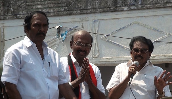 விருதுநகர் ரயில் நிலையத்தில் கிழக்கு பகுதியில் நுழைவு வாயில் அமைத்துக் கொடுப்பேன்: திமுக வேட்பாளர் தீவிர பிரசாரம்