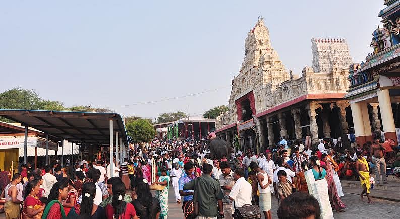 திருச்செந்தூர் முருகன் கோயிலில் இன்று சிறப்பு வழிபாடு