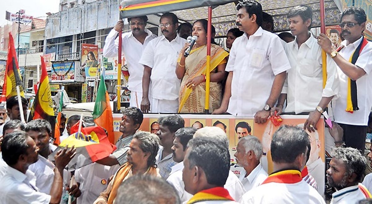 திமுக, அதிமுக ஆட்சியில் தமிழகம் வளர்ச்சி பெறவில்லை: வானதிசீனிவாசன்