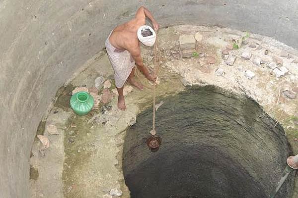 திருவரங்குளம் பகுதிகளில் உள்ள  கிணறுகளில் தண்ணீர் இன்றி விவசாயிகள் தவிப்பு  