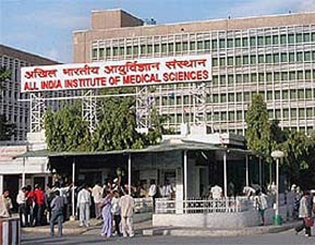 வேலை வேண்டுமா..? எய்ம்ஸ் மருத்துவ மையத்தில் குரூப் 'ஏ' குரூப் 'பி' வேலை