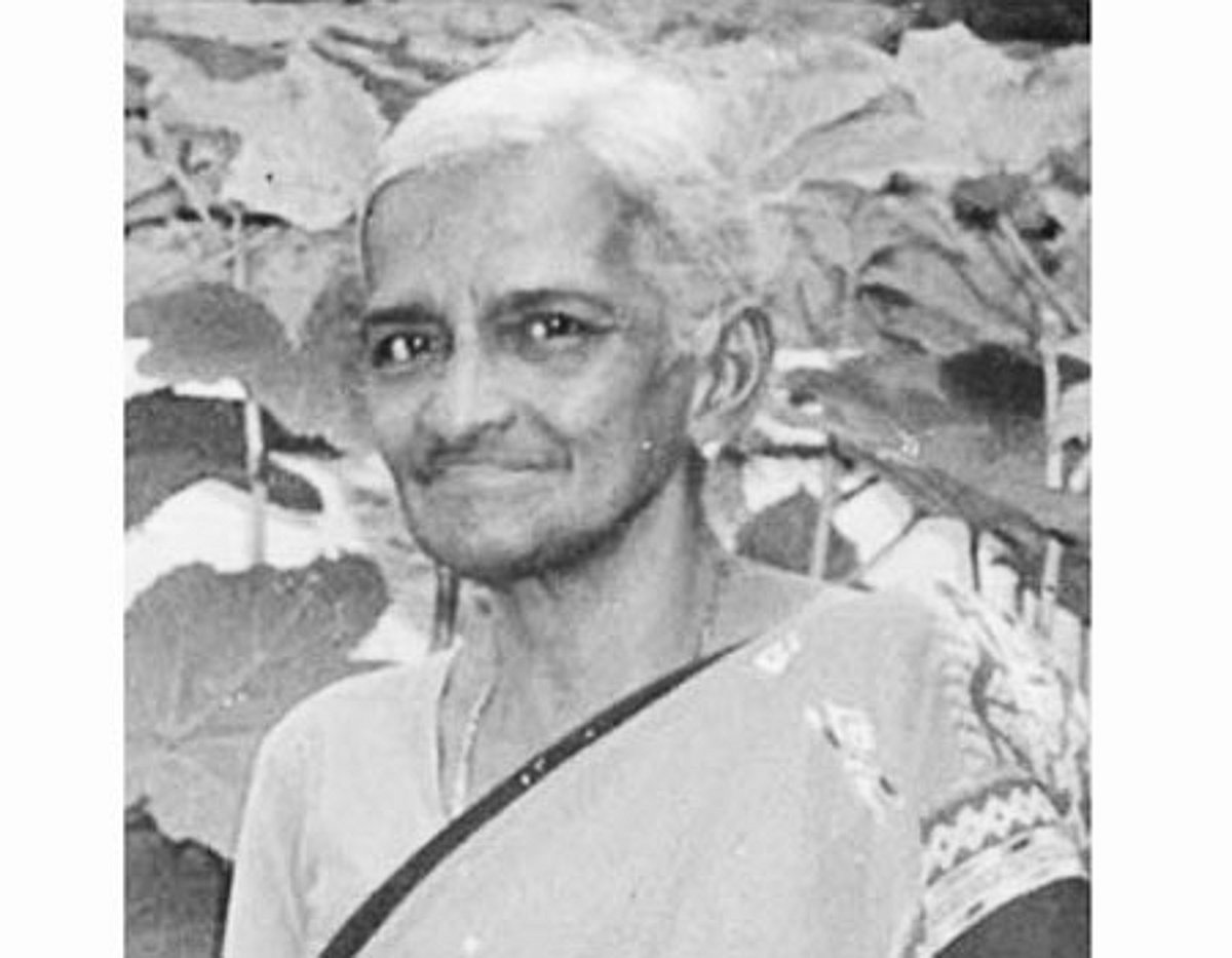 "புத்தம் வீடு' கட்டியவர்!