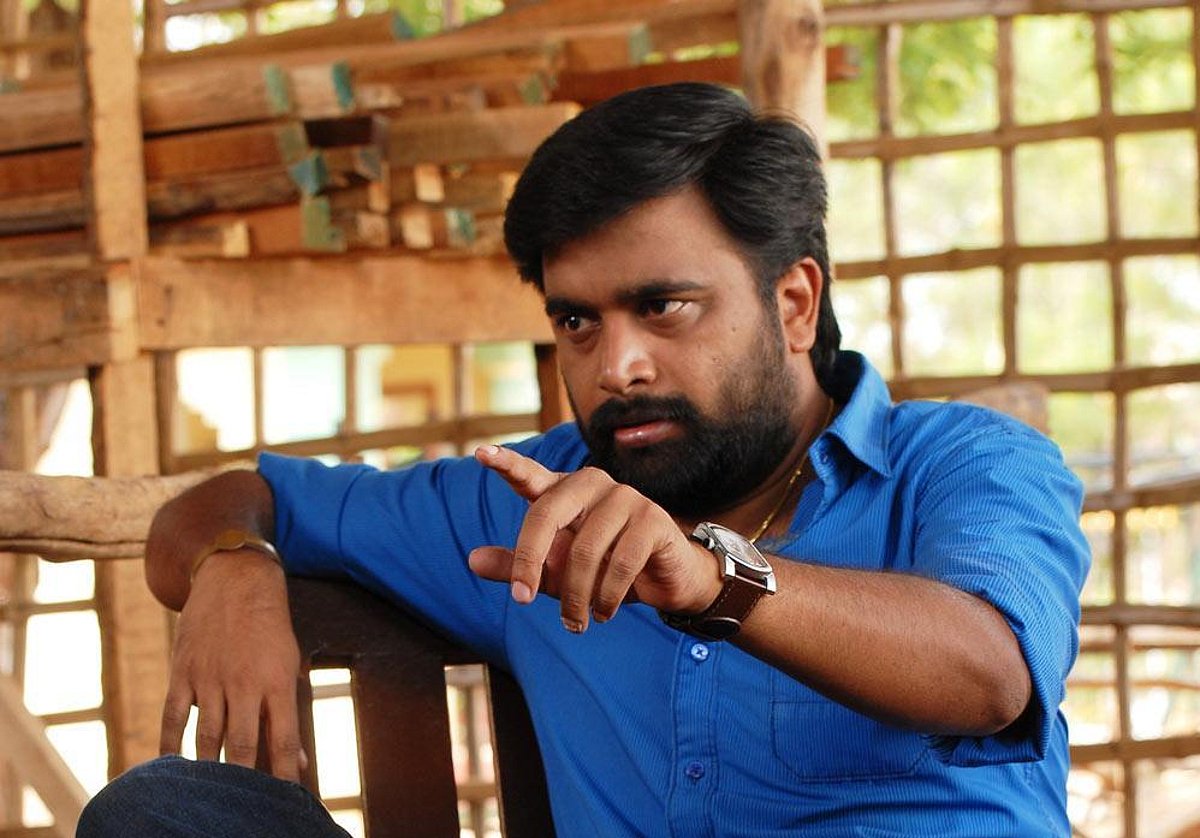 நடிகர் சசிகுமாரின் 'அசுரவதம்' படத்தின் மிரட்டலான ட்ரெய்லர்!