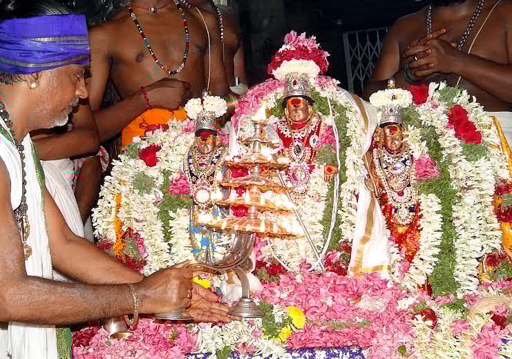 பழனியில் வைகாசி விசாக திருக்கல்யாணம் : இன்று விசாகத் திருத்தேரோட்டம்