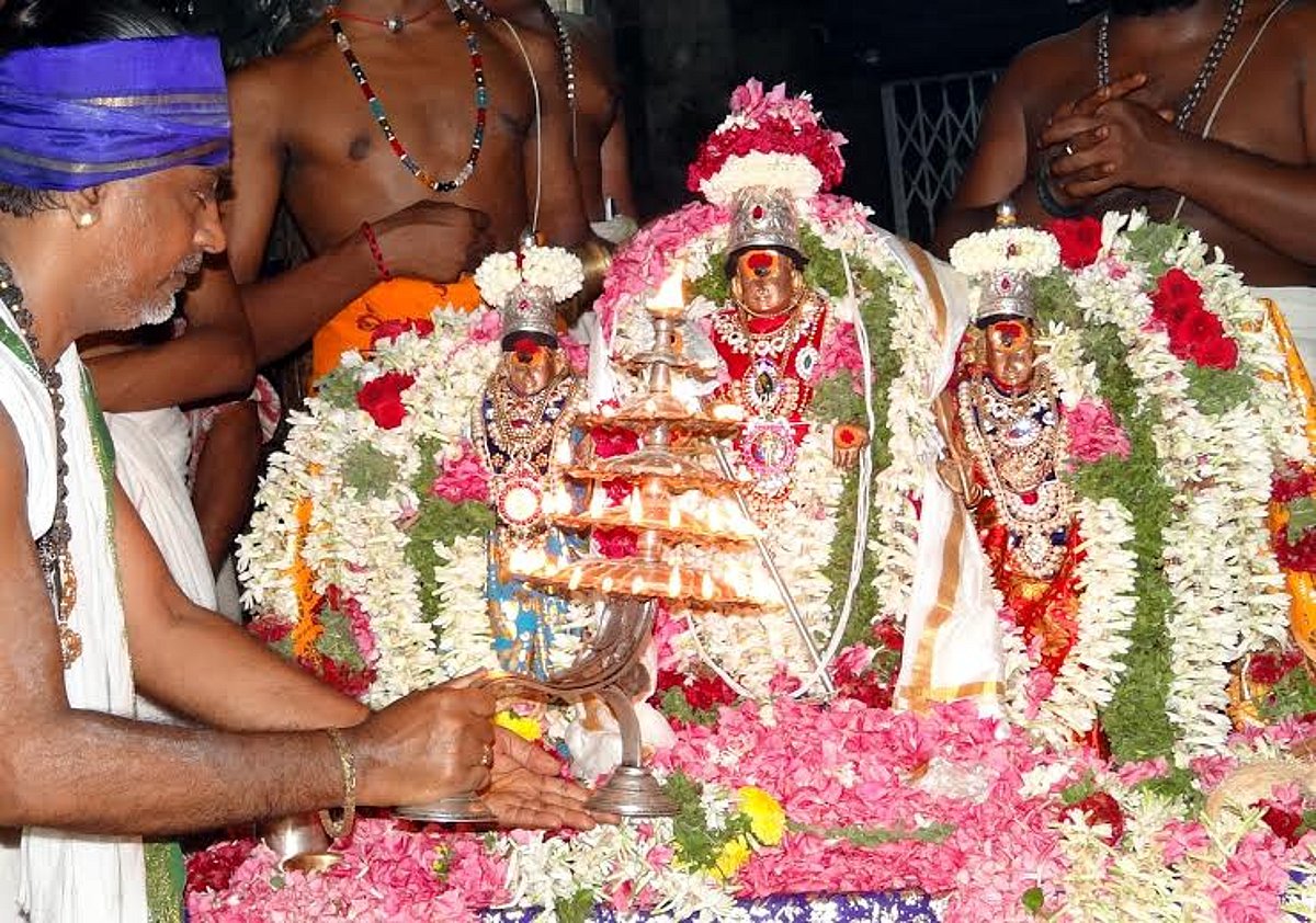 பழனியில் வைகாசி விசாக திருக்கல்யாணம் : இன்று விசாகத் திருத்தேரோட்டம்