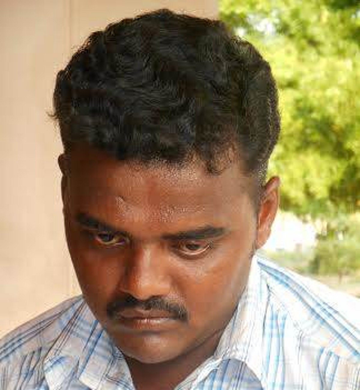 பாலியல் தொல்லைக்குள்ளாகி தீக்குளித்த மாணவி சாவு: சோகத்தில் கிராமம்