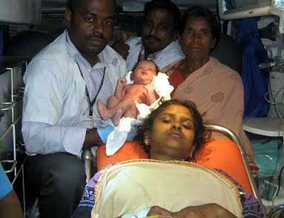 ஏற்காடு குண்டூர் கிராமத்தில் 108 வாகனத்தில் பிறந்த குழந்தை