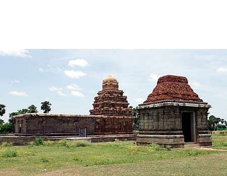 ஆயிரமாவது ஆண்டு விழா கொண்டாடும் வேளையில் பாழடைந்த நிலையில் ராஜேந்திர சோழனின் கல்லறை