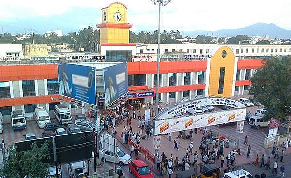 கோவை நகருக்கு வெடிகுண்டு மிரட்டல்: போலீஸார் தேடுதல் வேட்டை