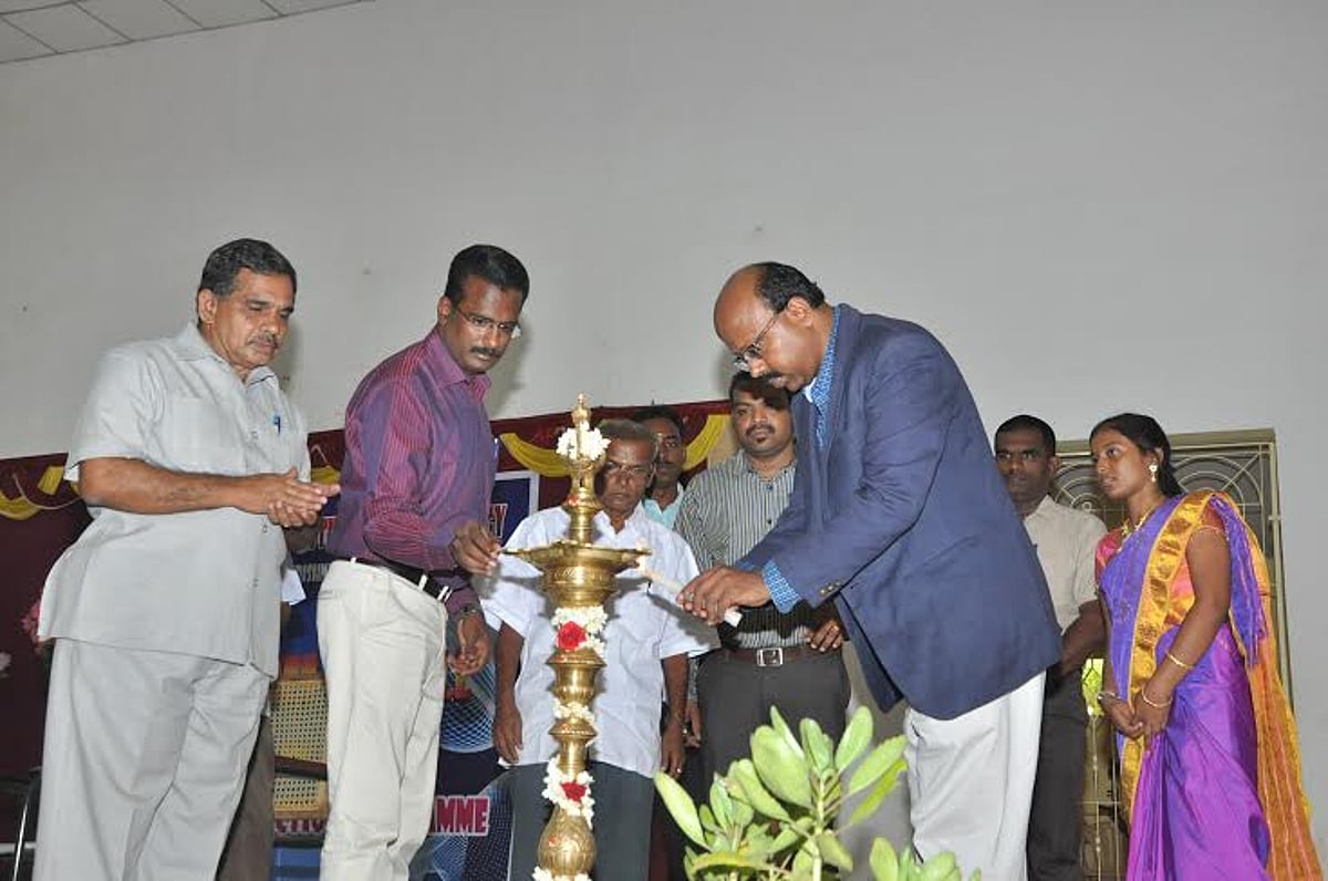 கே.ஐ.டி.யில் 8-வது அணி பொறியியில் பட்டப் படிப்பு தொடக்க விழா