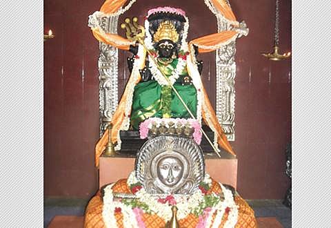 பட்டினப்பாக்கம் கருமாரியம்மன் ஆலயம்